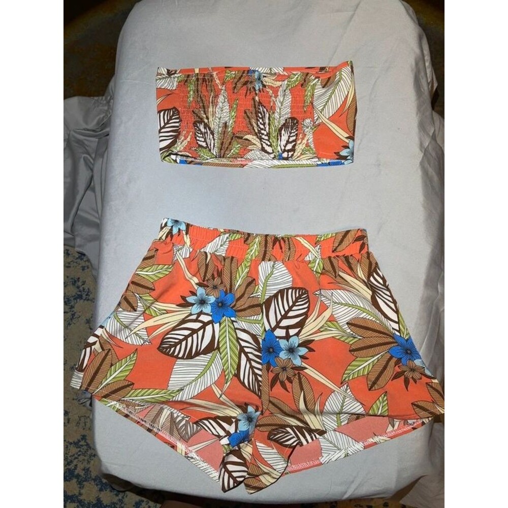 Floral two piece set - Picture 3 of 5